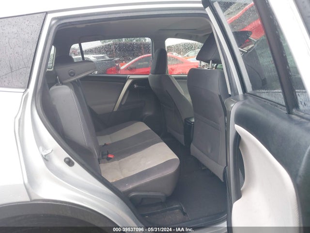 Toyota Rav4 Xle 2015 JTMRFREV5FD168040 Image 8