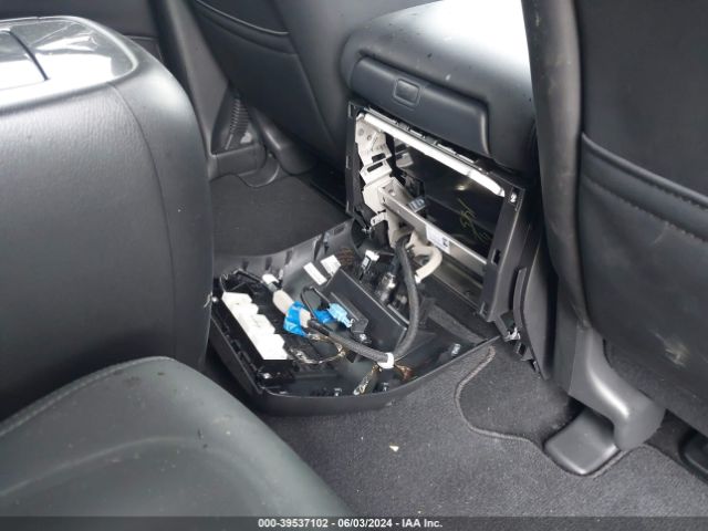 JN8AY2BA0P9405476 Nissan Armada Sl 2wd