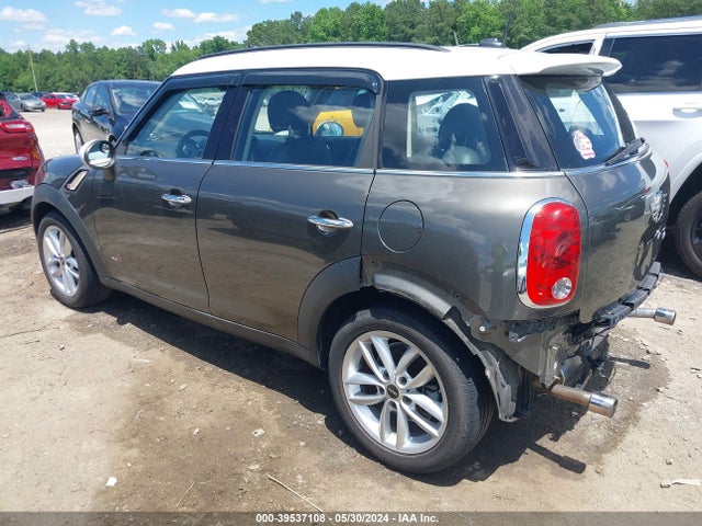 2013 MINI COUNTRYMAN WMWZC5C57DWM15898 Photo 2