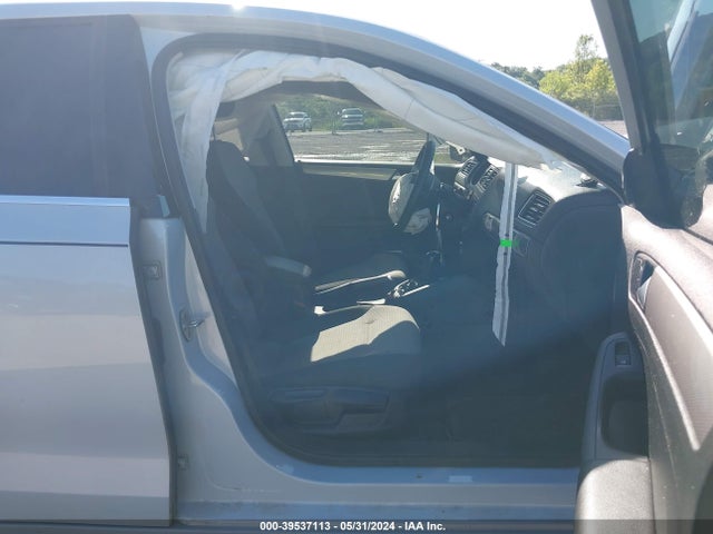 3VW2B7AJ2HM371041 Volkswagen Jetta 1.4t S