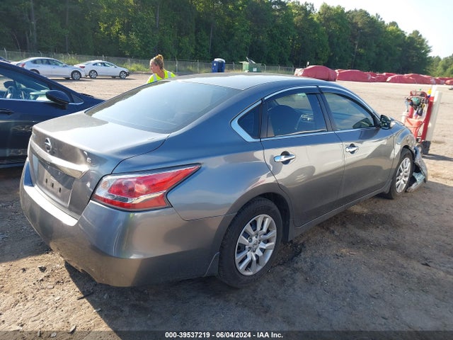 Nissan Altima 2.5 S 2015 1N4AL3AP2FC123756 Image 4