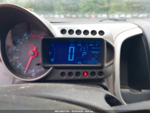 1G1JA6SH7F4198111 Chevrolet Sonic Ls Auto