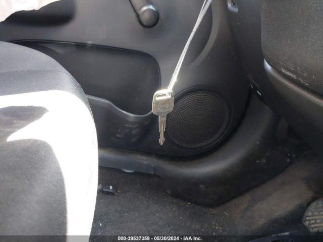 3N1CN7AP6GL880592 Nissan Versa 1.6 S