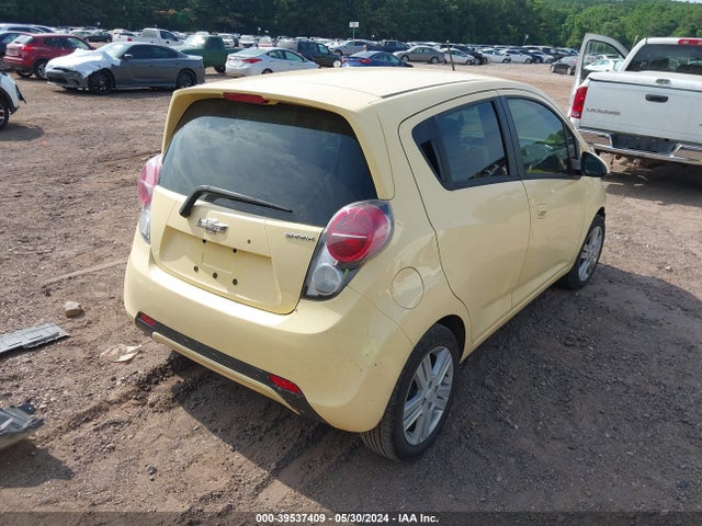 Chevrolet Spark 1lt Auto 2014 KL8CD6S92EC435813 Image 4