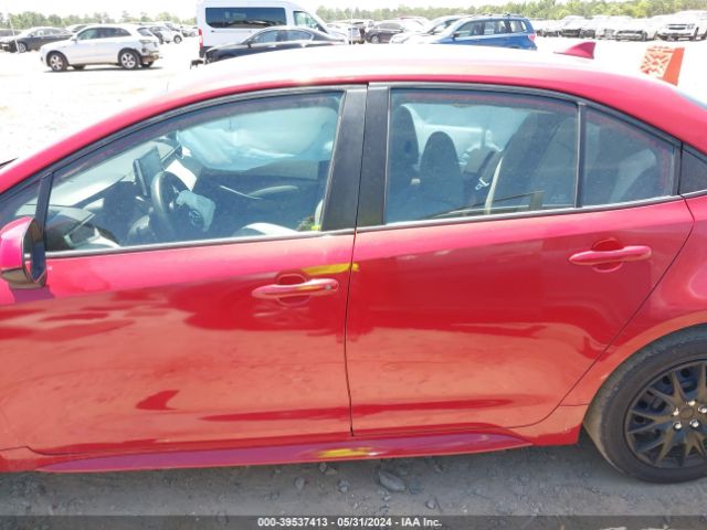 5YFEPMAE9MP178794 Toyota COROLLA LE