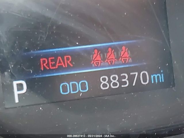 5YFEPMAE9MP178794 Toyota COROLLA LE