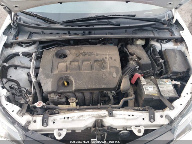Toyota COROLLA LE 2018 5YFBURHE2JP747592 Image 10