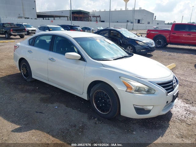 2014 1N4AL3AP3EC154349 main image