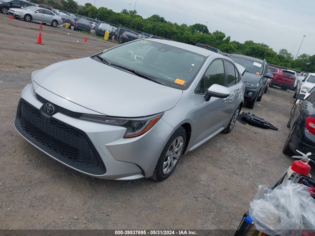 Toyota COROLLA LE 2021 JTDEPMAE0MJ176145 Image 2