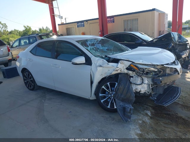 Toyota COROLLA SE 2018 5YFBURHE7JP844397 Image 14
