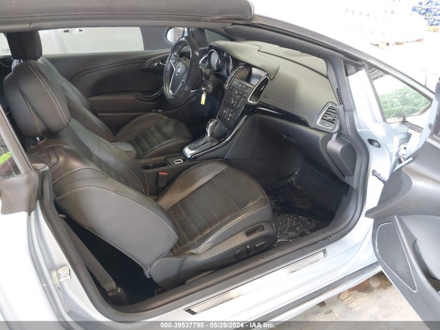 W04WT3N50GG037584 Buick Cascada Premium