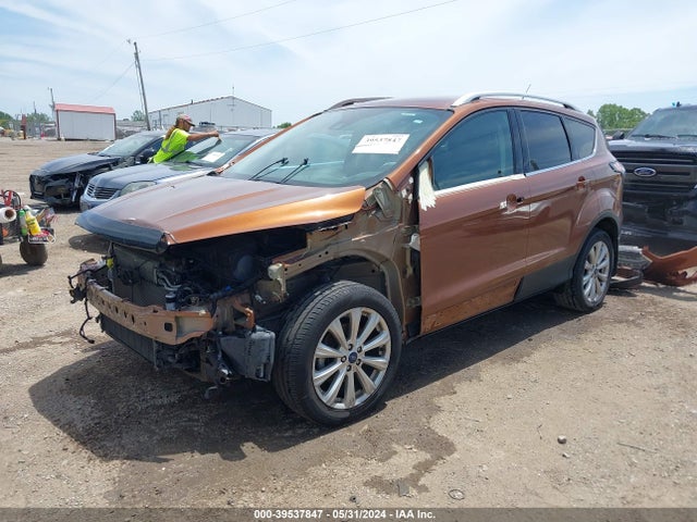 Ford Escape Titanium 2017 1FMCU0JD2HUC47331 Image 2