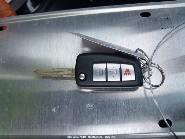 Nissan ROGUE S 2017 JN8AT2MT8HW136806 Image 11