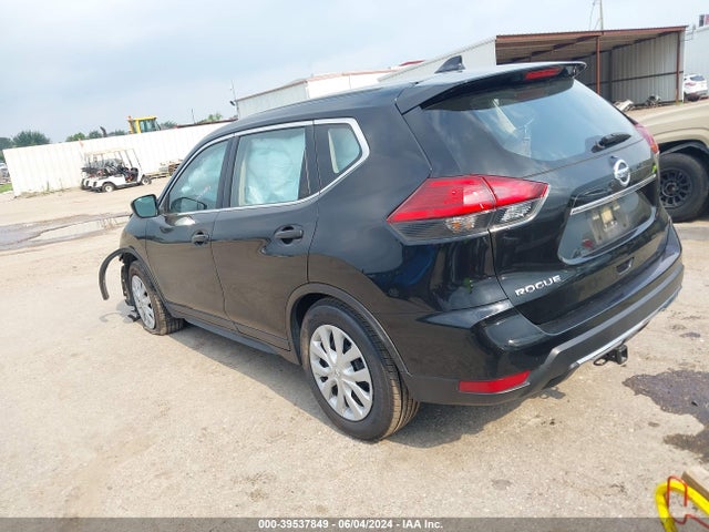 Nissan ROGUE S 2017 JN8AT2MT8HW136806 Image 3