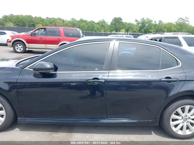 Toyota CAMRY LE 2018 JTNB11HK5J3036666 Image 14
