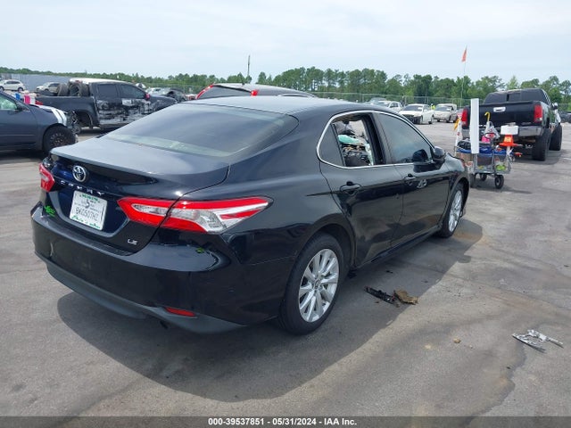 Toyota CAMRY LE 2018 JTNB11HK5J3036666 Image 4