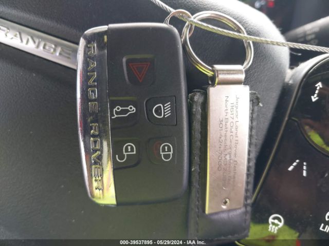 SALYL2EX7KA778927 Land Rover Range Rover Velar P250 R-dynamic Se