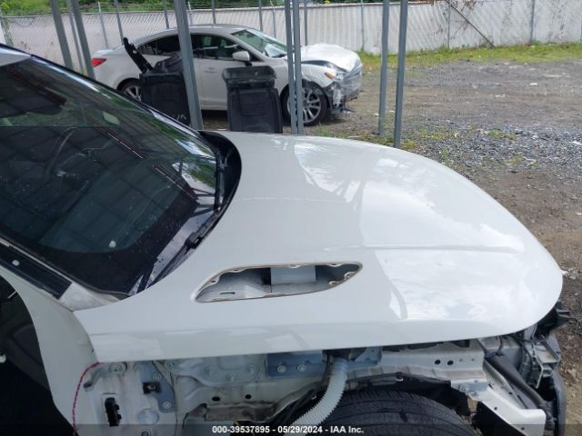 SALYL2EX7KA778927 Land Rover Range Rover Velar P250 R-dynamic Se