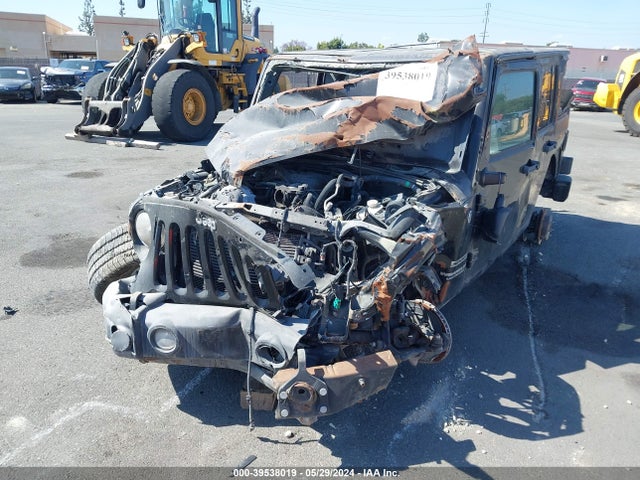 1C4BJWDG3HL751636 Jeep Wrangler Unlimited Sport 4x4
