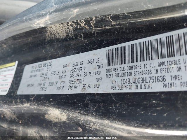 1C4BJWDG3HL751636 Jeep Wrangler Unlimited Sport 4x4