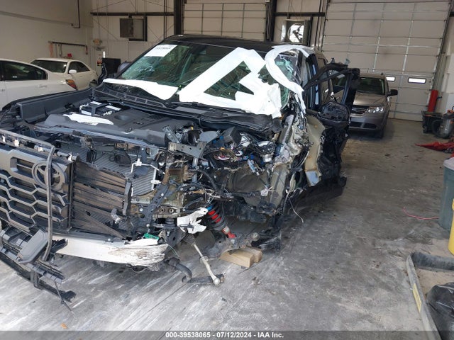 Toyota Tundra Sr5 2023 5TFLA5DA6PX061400 Image 2