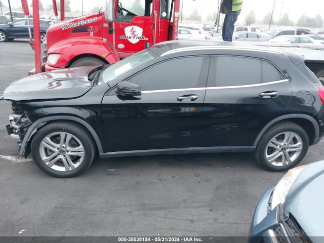 WDCTG4GB9KU015156 Mercedes-Benz Gla 250 4matic