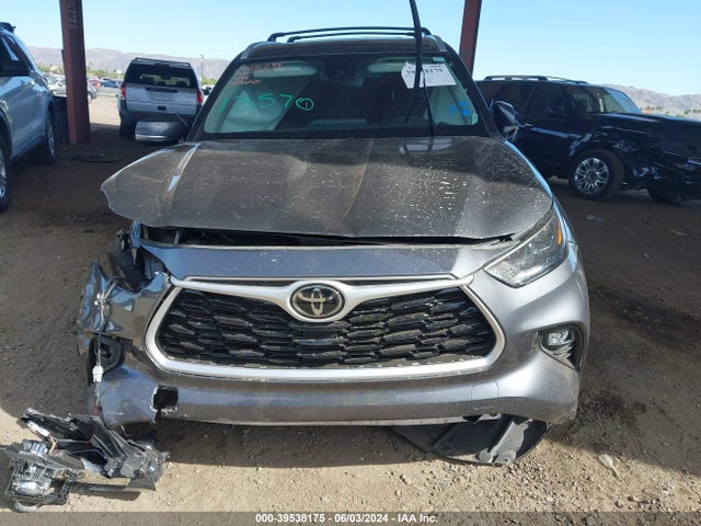 Toyota Highlander Xle 2022 5TDHZRBH7NS591738 Image 11