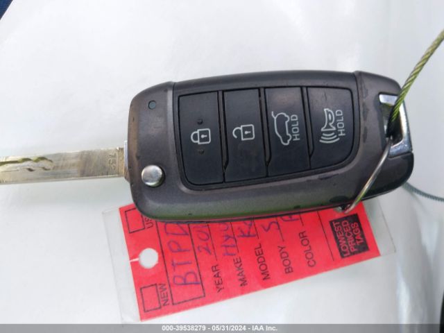 KM8K1CAA4KU336336 Hyundai Kona Se