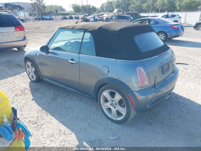 2005 MINI COOPER S WMWRH33465TF83227 Photo 2