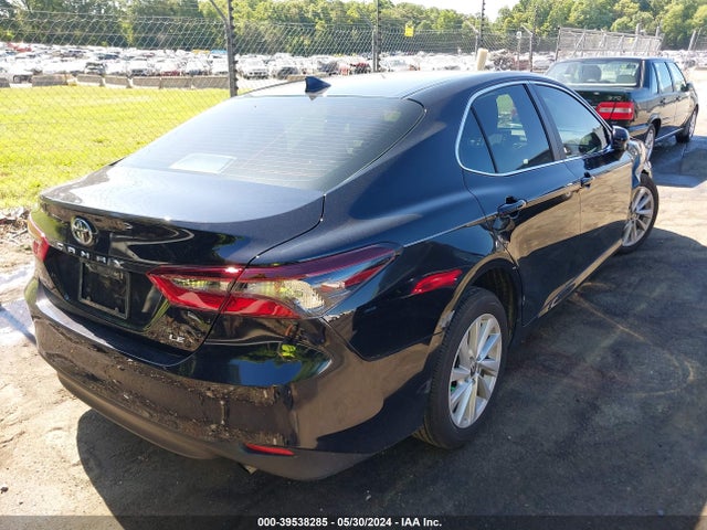 Toyota CAMRY LE 2024 4T1C11AK7RU901903 Image 4