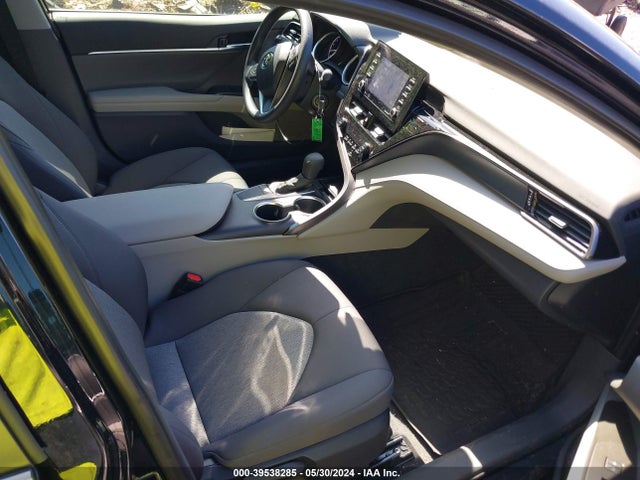 Toyota CAMRY LE 2024 4T1C11AK7RU901903 Image 5