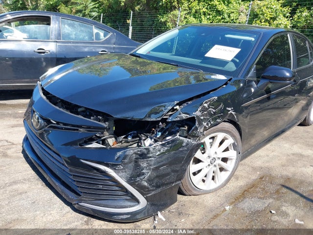 Toyota CAMRY LE 2024 4T1C11AK7RU901903 Image 6