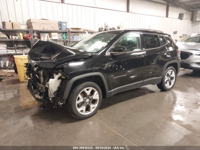 3C4NJCCB9JT351334 Jeep Compass Limited Fwd
