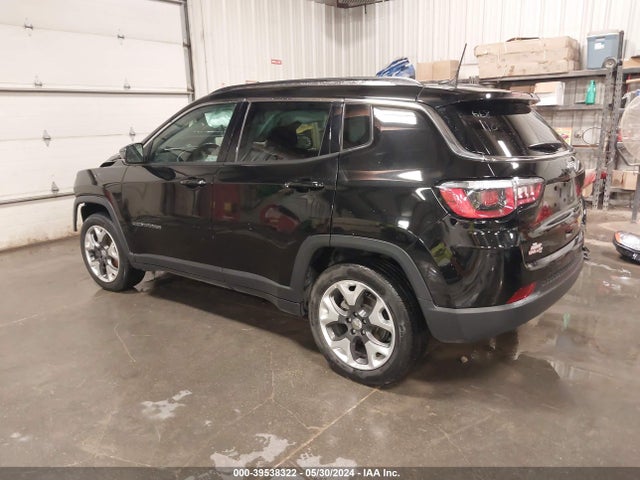 3C4NJCCB9JT351334 Jeep Compass Limited Fwd