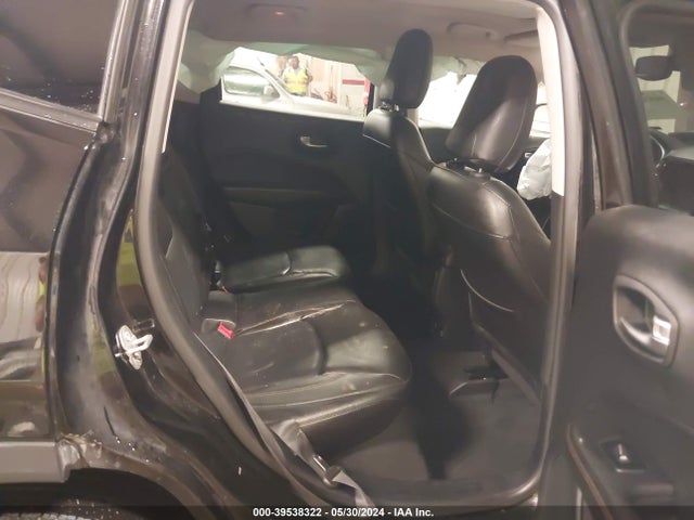 3C4NJCCB9JT351334 Jeep Compass Limited Fwd