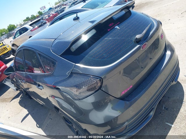 Ford FOCUS ST 2016 1FADP3L90GL383963 Image 3