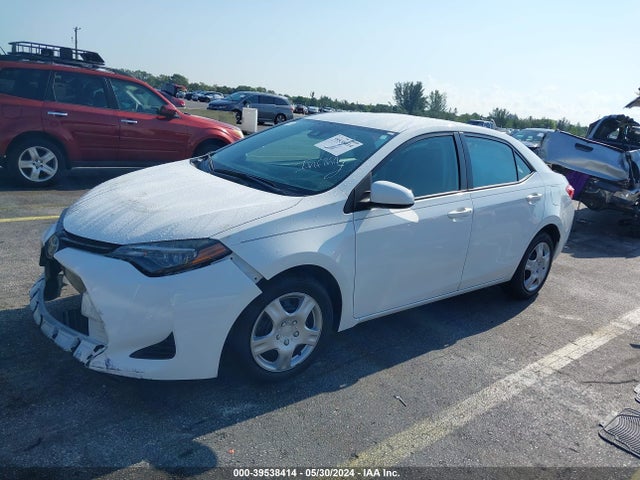 Toyota COROLLA LE 2019 5YFBURHE9KP935978 Image 2