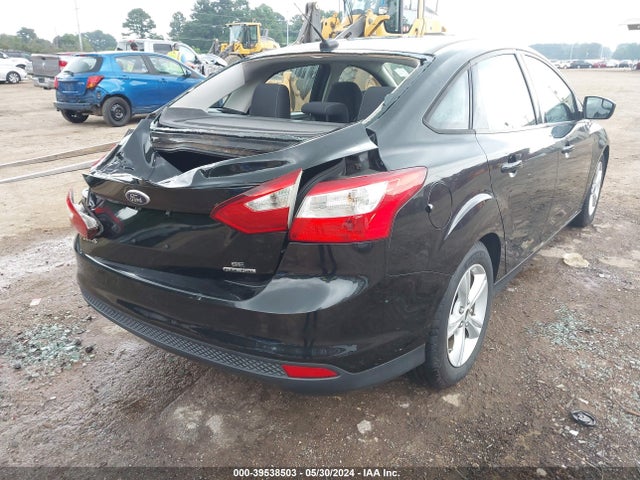 Ford FOCUS SE 2014 1FADP3F25EL418315 Image 4