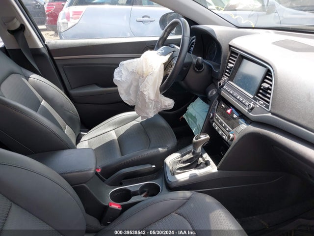 Hyundai Elantra Limited 2017 KMHD84LF0HU269245 Image 5