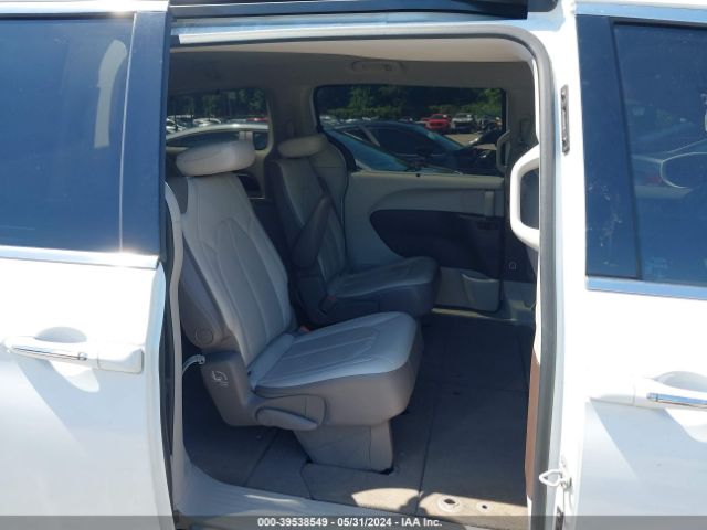 2C4RC1BG9JR141851 Chrysler Pacifica Touring L