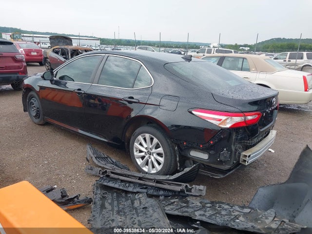 Toyota CAMRY LE 2019 4T1B11HK2KU753652 Image 3