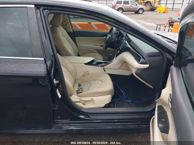 Toyota CAMRY LE 2019 4T1B11HK2KU753652 Image 5