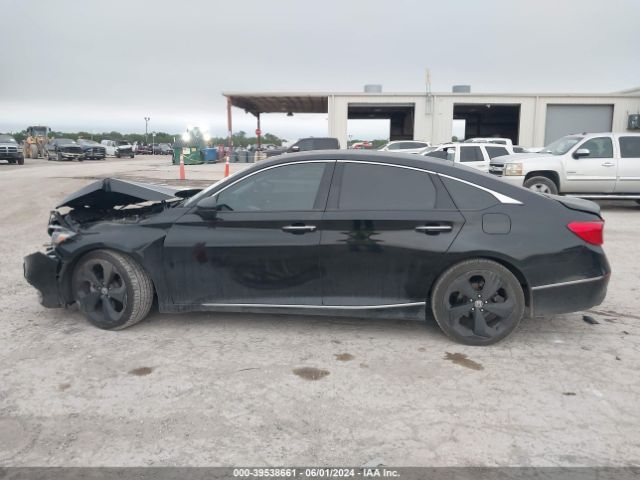 1HGCV1F96JA005579 Honda Accord Touring