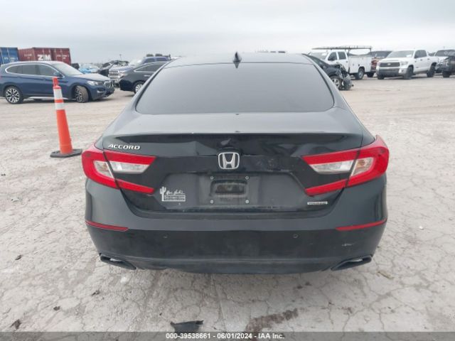 1HGCV1F96JA005579 Honda Accord Touring