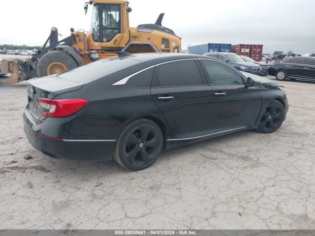 1HGCV1F96JA005579 Honda Accord Touring