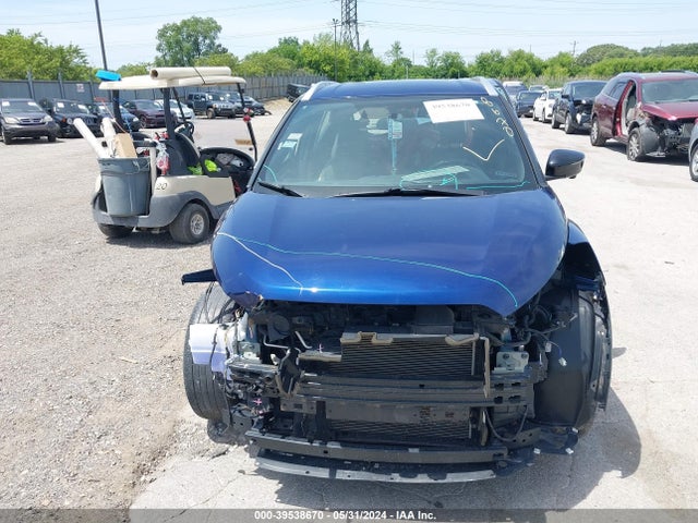 3N1CP5CU5KL562019 Nissan KICKS SR