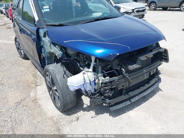 3N1CP5CU5KL562019 Nissan KICKS SR
