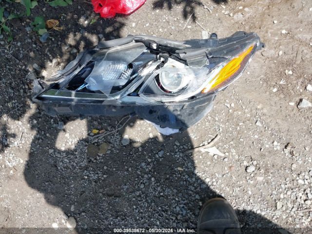4T1B21HK9KU511213 Toyota Camry Hybrid Se