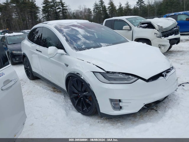 2016 TESLA MODEL X 5YJXCBE45GF011293 Photo 0