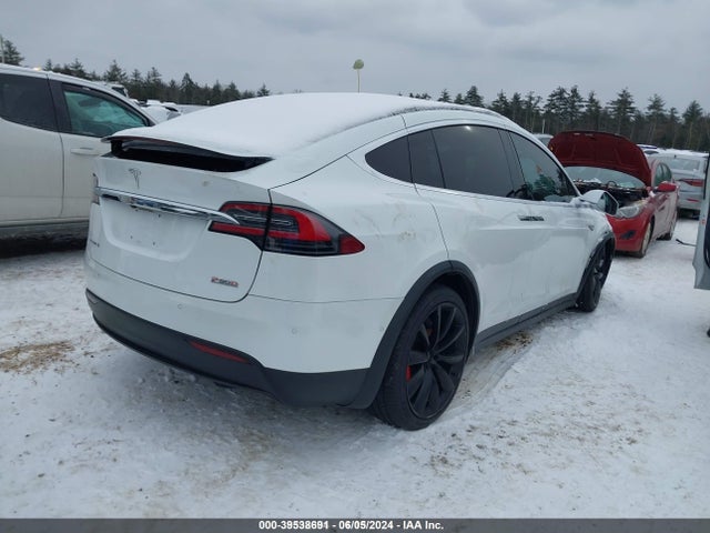 2016 TESLA MODEL X 5YJXCBE45GF011293 Photo 3